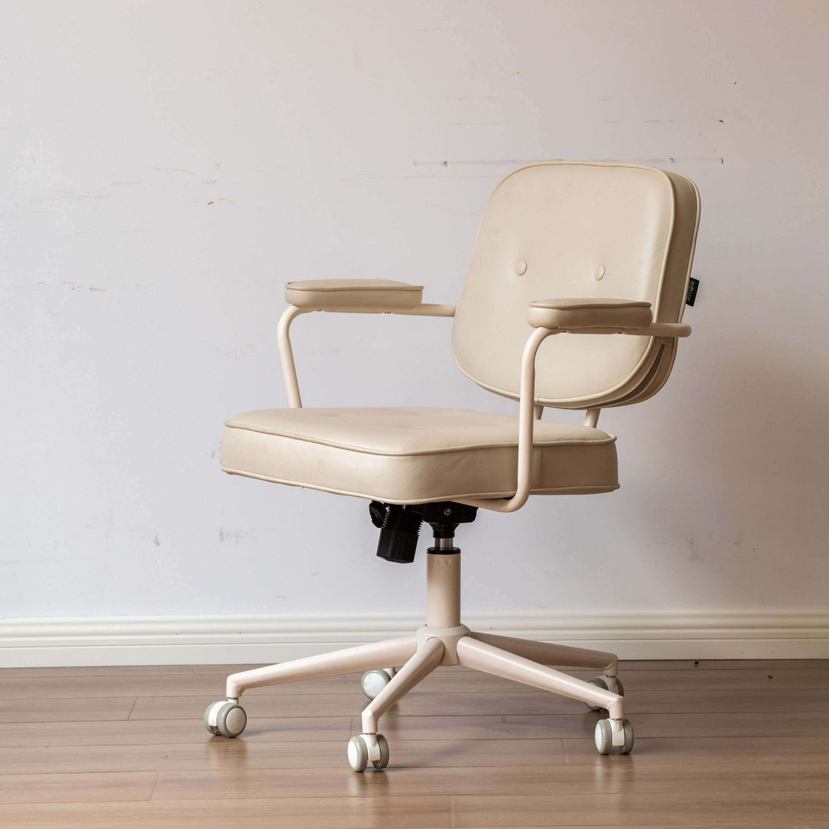 Adjustable Height Computer Chair/Office Chair with Eco Synthetic Leather Cushion and Caster Wheels