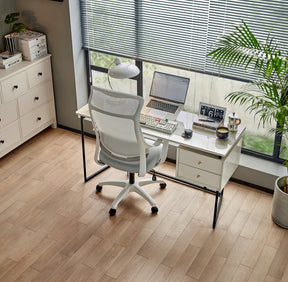 Adjustable Height Mesh Office Chair with Lumbar Support and Headrest/Caster Wheels